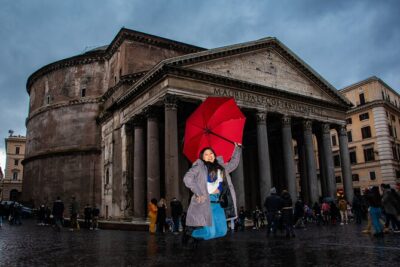 Photo Tour "Rome Holidays" - Trevi Fountain Without Losing Your Shot to the Crowd