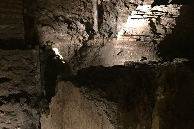 Piazza Navona Underground: Stadium of Domitian EXCLUSIVE TOUR - LIMITED ENTRANCE - The VIP Portion Across the Square: Where the Extra Access Pays Off