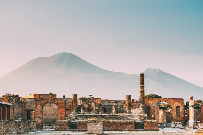 Pompeii and Mount Vesuvius Day Trip from Rome with Pizza Lunch - Ercolano and pizza with a view: the lunch stop that breaks up the day