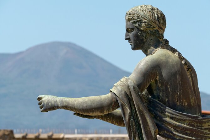 Pompeii and Mount Vesuvius Day Trip from Rome with Pizza Lunch - Mount Vesuvius options: crater hike vs geologist walk