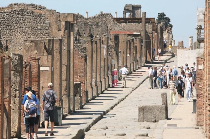 Pompeii and Naples from Rome: Small Group Day Tour with Lunch - Quick hits I’d plan around