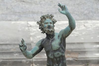 Pompeii and Sorrento Private Day Tour from Rome - Pompeii Archaeological Park with a guide: seeing the city under the ash
