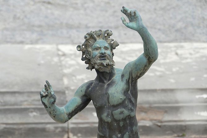 Pompeii and Sorrento Private Day Tour from Rome - Pompeii Archaeological Park with a guide: seeing the city under the ash