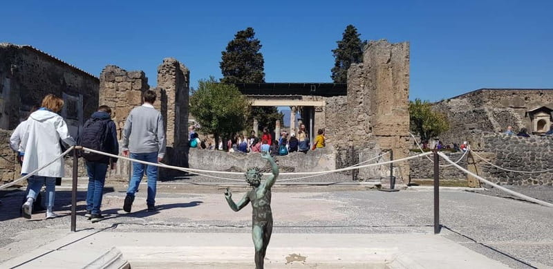 Pompeii: Entry Ticket w/ Guide and Transfers or Audio Guide - First Steps in Pompeii: Where to Put Your Attention