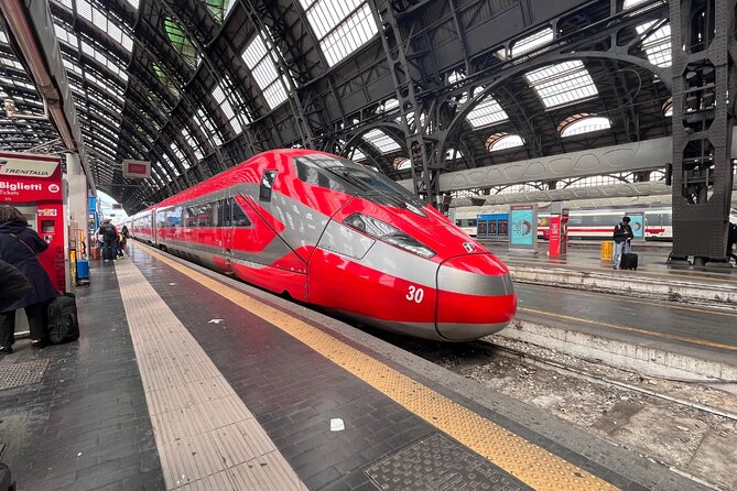 Pompeii & Herculaneum by Train from Rome with Pizza Lunch - Herculaneum archaeology: smaller ruins, better-preserved details