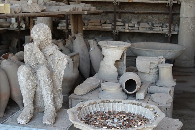 Pompeii ruins and Archaeological Museum private tour from Rome - MANN highlights: Gabinetto Segreto del Re and Egyptian section