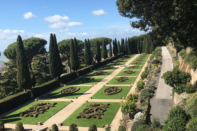 Pontifical Villa Gardens at Castel Gandolfo Audio-Guided Minibus Tour - Optional upgrade: porchetta sandwich and glass of wine