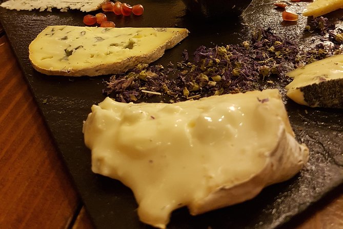 Private 2-Hour Italian Cheese and Wine Tasting in Rome - Why Trastevere + a private cheese lesson works so well