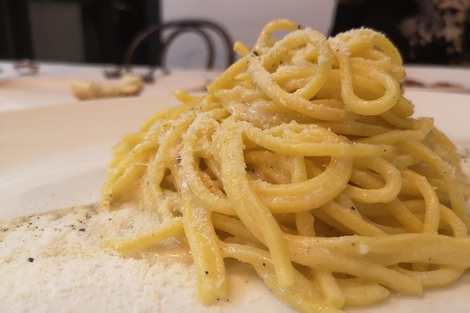 Private 4 Roman Pastas Tasting Tour in Rome - Carbonara, amatriciana, gricia, and cacio e pepe: what to look for