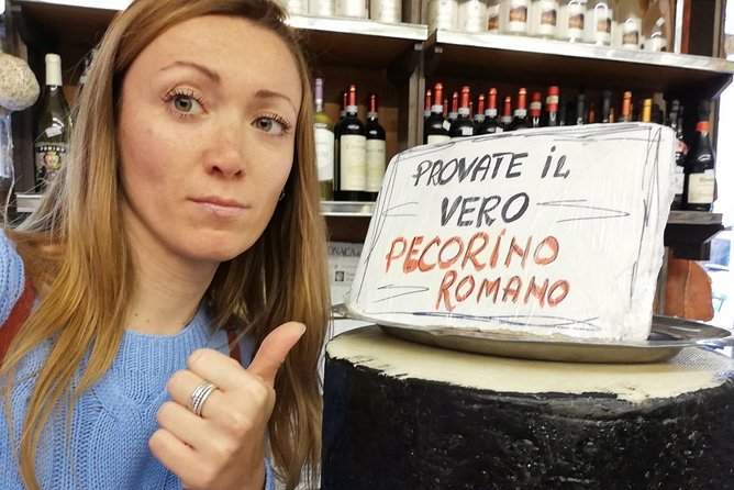 Private 4 Roman Pastas Tasting Tour in Rome - The guide makes the meal, not just the food