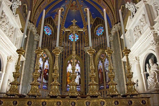 Private Baroque Tour: Discover Bernini & Caravaggio’s Best Works - Chiesa di Sant’Ignazio di Loyola: the fake dome trick you can’t unsee