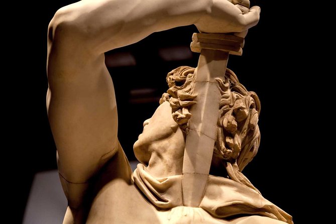 Private Castel Sant'Angelo Tour with Palazzo Altemps - A private 4-hour route that actually feels unhurried