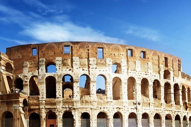 Private city tour in Rome with driver-guide - Piazza di Spagna and Spanish Steps: break time with style