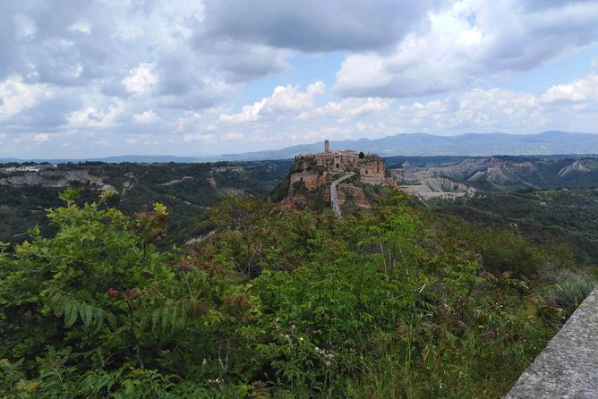 PRIVATE Civita di Bagnoregio and Orvieto Wine Tasting -Ebike tour - Civita di Bagnoregio: the bridge town that used to be abandoned