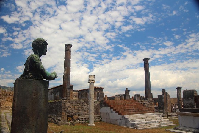 Private Day Trip from Rome to Amalfi Coast and Ruins of Pompeii - Who should book this Amalfi + Pompeii private day trip?