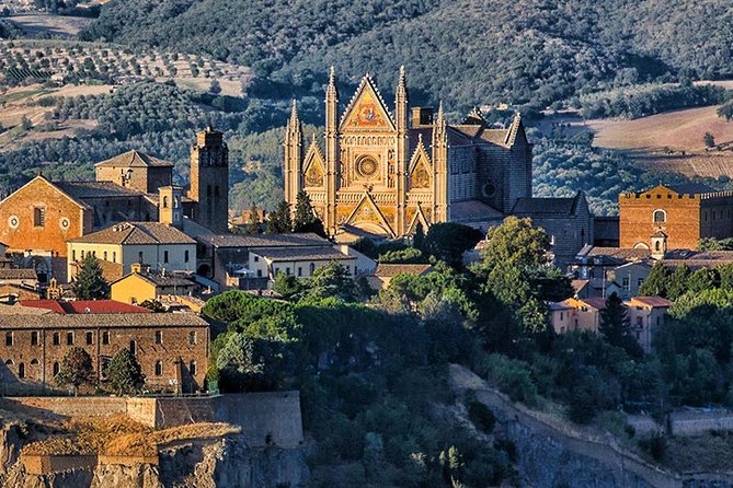 Private Day Trip from Rome to Orvieto and Civita di Bagnoregio - Orvieto on a Tufa Cliff: An Etruscan City That Still Feels Strategic