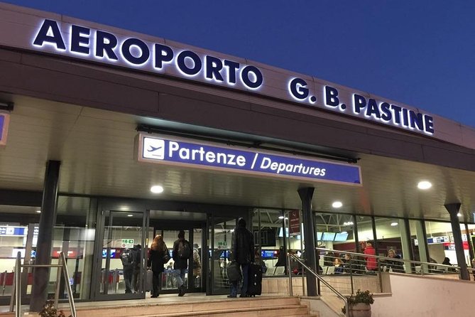 Private Departure Transfer: Hotel to Rome Ciampino Airport - The Ride to Ciampino: Straightforward, Private, and Built for Luggage