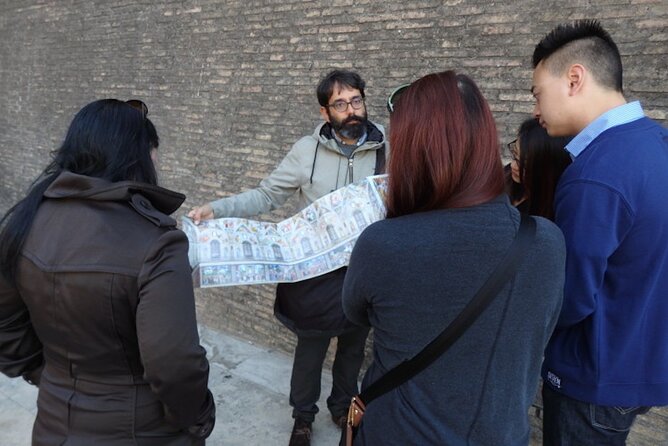 Private Early Morning Express Tour Sistine Chapel, Raphael Rooms - Private early access at 7:30 am: what the start feels like