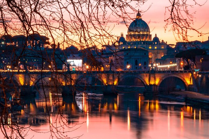 Private Exclusive Rome Walking Tour in English or Spanish - Piazza Navona at night: fountains, church, and a classic finish