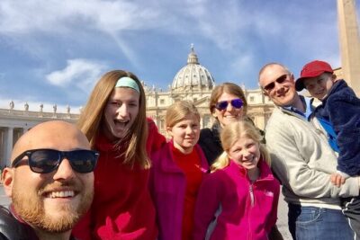 Private Family Tour - Vatican Sistine Chapel St. Peter's for Kids - Vatican Museums: courtyards, maps, and Momo’s Staircase
