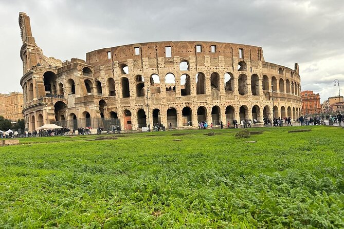 Private Full Guided Tour of Colosseum Roman Forum & Palatine Hill - Price and value: $94.92 for a private 2-hour plan