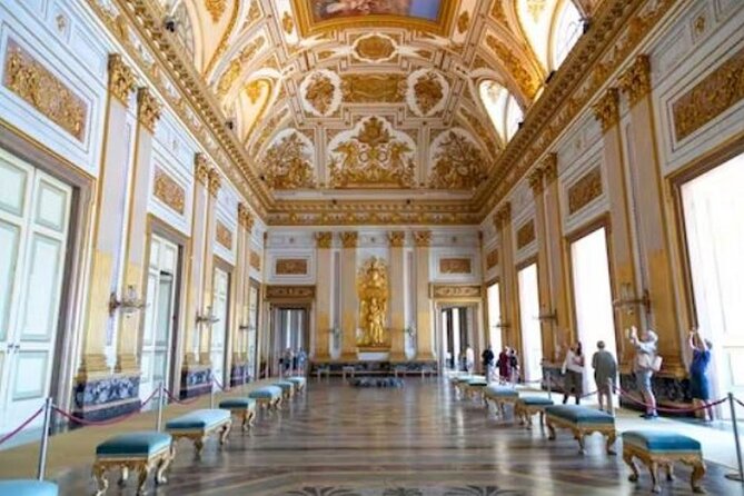 Private Guided Day Tour to Pompeii and the Royal Palace of Caserta - Lunch time: about one hour and where it can make or break your day