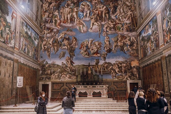 Private Guided Tour of Vatican Museums & Sistine Chapel - Morning vs afternoon: choosing the slot that fits your patience