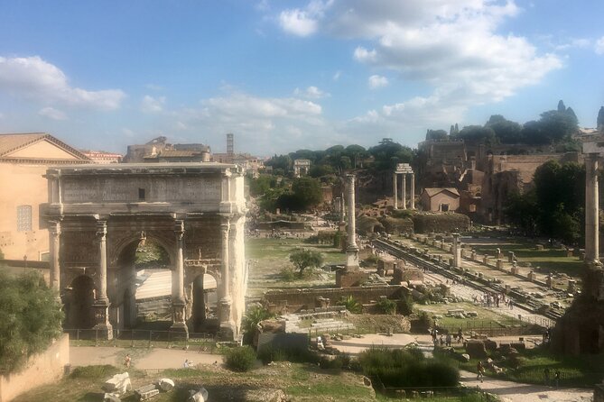 Private Immersive Colosseum Tour - Arch of Constantine and the Via Sacra Stops: Short Time, Smart Storytelling