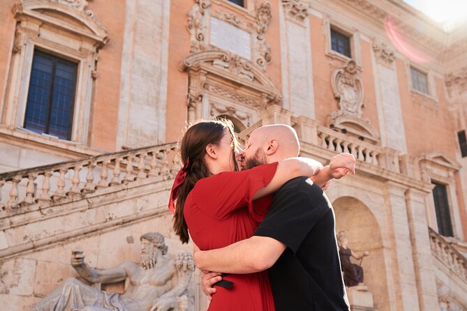 Private photo shoot in central Rome - Colosseum and Roman Forum Areas: Getting Landmark Photos Without the Chaos