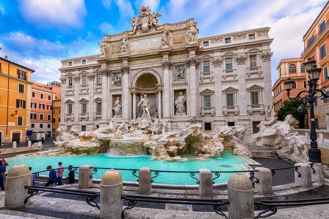 Private Piazza's, Fountains, Monuments & Basilicas Rome Golf Cart - Colosseum, Roman Forum, and Circus Maximus: Seeing the Whole Stage