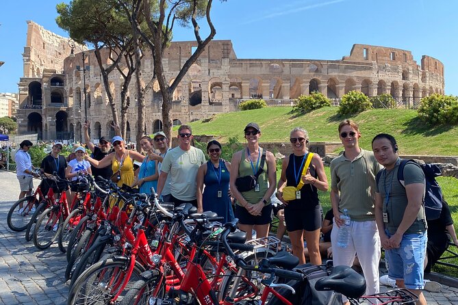 Private Rome Bike Tour - Trevi Fountain: coin-throwing time and a realistic photo window
