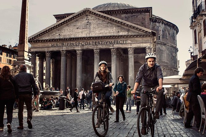 Private Rome City Bike Tour with quality Cannondale EBike - Villa Borghese: a scenic break that also adds real ticket value