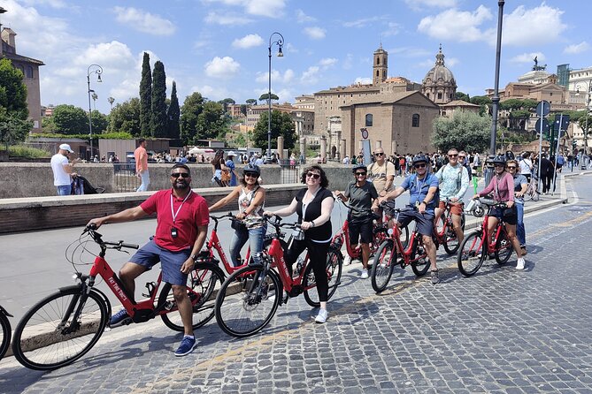 Private Sacred Relics Jubilee Bike Tour - Colosseum area riding and the Campo de’ Fiori rhythm