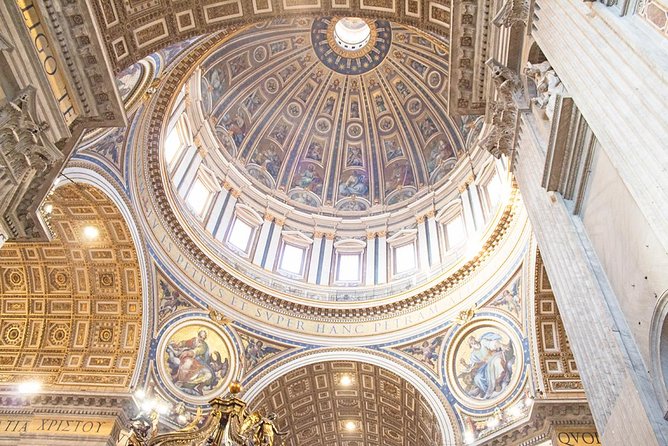 Private Sistine Chapel & Vatican Highlights Tour with Fast Access - Sistine Chapel: how your guide improves what you see