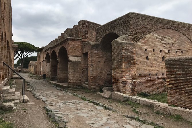 Private tour of Ostia, the ancient city harbor, by van with a PhD archaeologist - Ostia Antica vs. the Big-Name Rome Excursions
