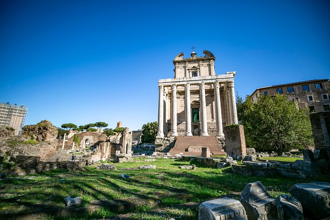 Private Tour of the Colosseum Forums Palatine Hill & Ancient Rome - Price and value: what $342.77 buys you in real terms