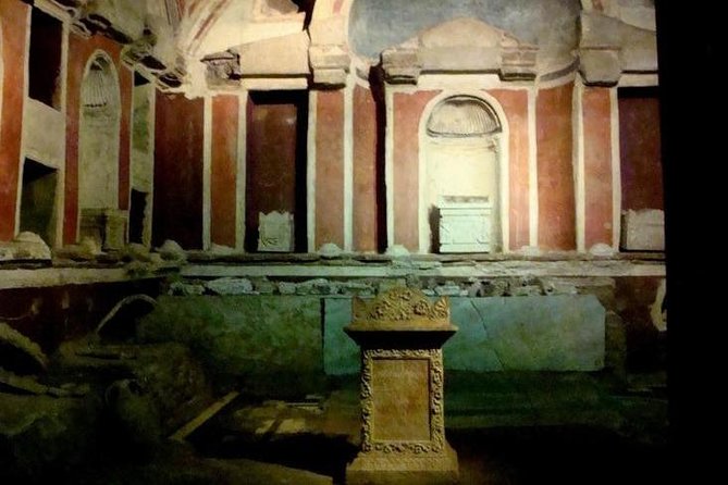 Private Tour of Vatican with St. Peter's, Papal Tombs and Dome - Why the secret St. Peter’s route feels different