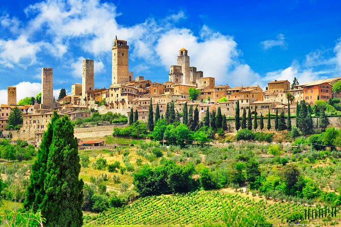 Private Tour to Siena and San Gimignano from Rome - Piazza della Cisterna: a small square with an old heartbeat