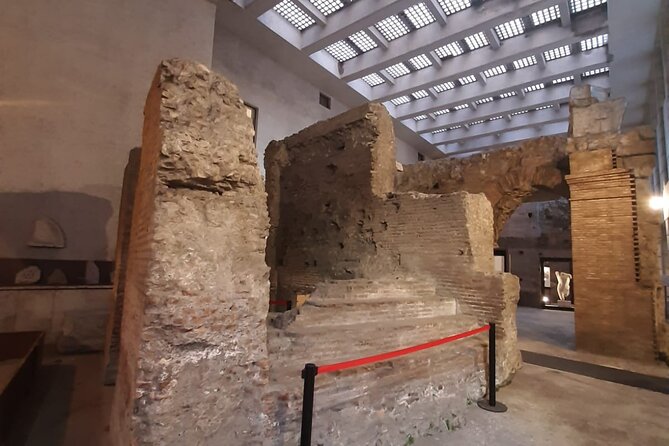 Private tour: Underground Rome - Underground Rome that actually feels different