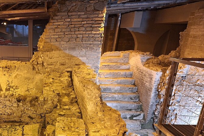 Private tour: Underground Rome - Timing, meeting point, and how to make the 4:00 pm start work
