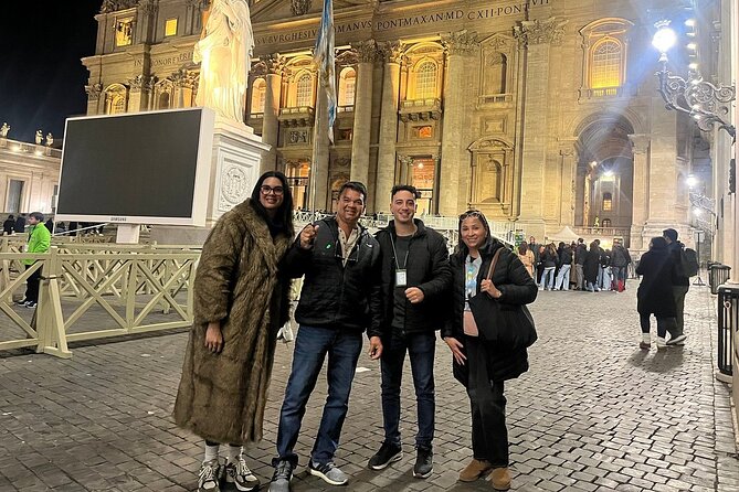 Private Tour Vatican Museums & Sistine Chapel Skip the line - St. Peter’s Basilica Exit: Finish With Bernini and Michelangelo