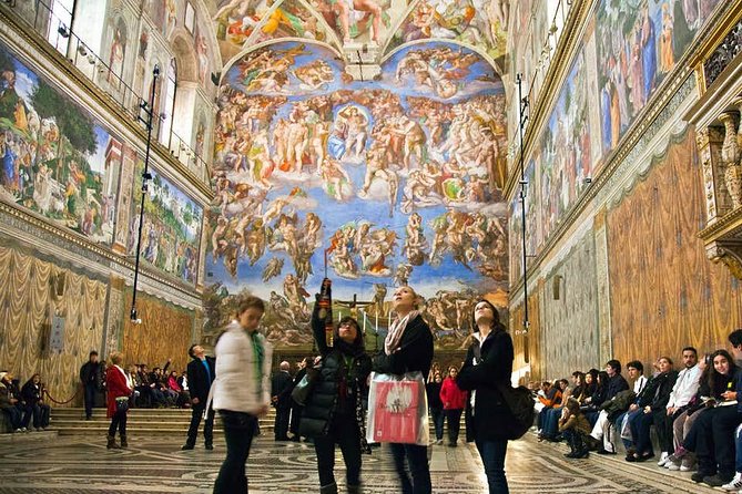 Private Tour Vatican Museums Sistine Chapel & St Peter's Basilica - Sistine Chapel in about 30 minutes: make it count (and follow the rules)