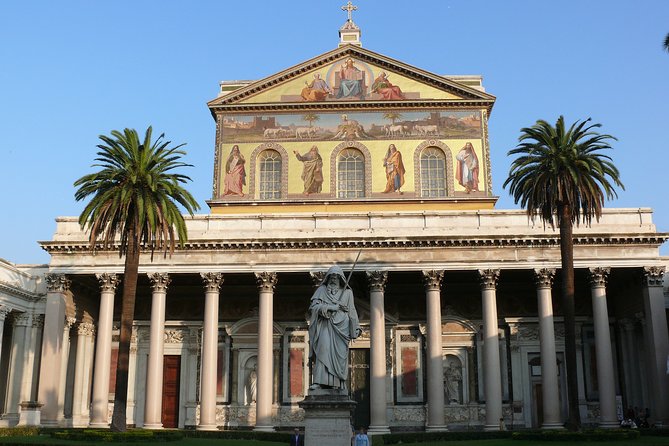 Private Tour with guide & Luxury Car: Holy Churches of Rome - Arcibasilica di San Giovanni in Laterano: Rome’s cathedral and the Pope’s seat