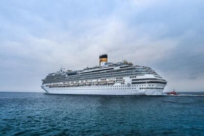 Private Transfer from Civitavecchia Port to Fiumicino Airport - Tour Option Available - The ride quality: Mercedes comfort and luggage handling that matters at the end