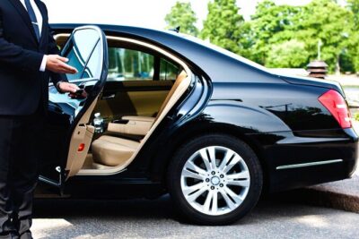 Private Transfer : from Fiumicino Airport to Rome - Meeting Your Driver in Arrivals: Name Sign and a Short Walk