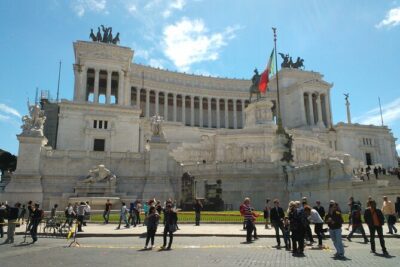 Private transfer from Roma to Civitavecchia port - Minivan comfort: A/C, Wi‑Fi, and luggage space for real life
