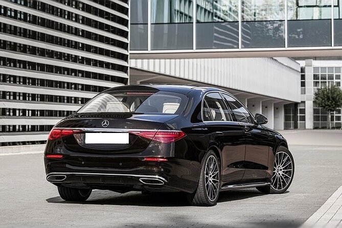 Private Transfer from Rome Fiumicino Airport FCO to Rome - Price and value: $81.76 per person for a stress-reducing first night