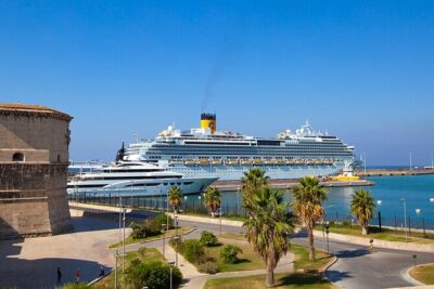Private Transfer from Rome to Civitavecchia Cruise Port - Hotel lobby meet-up: how you set yourself up for an easy handoff