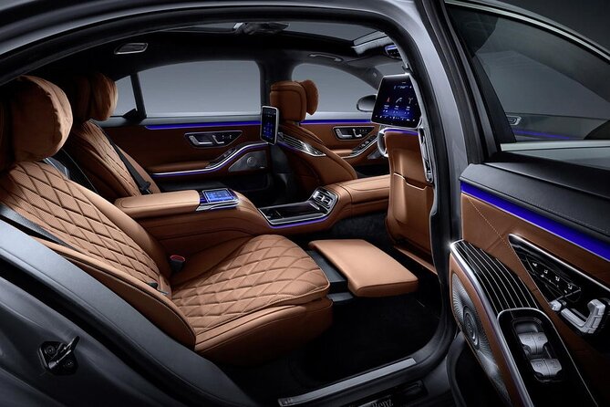Private transfer from Rome to Positano or Sorrento plus 2 hrs stop in Pompeii - Door-to-door transfer from Rome with a Mercedes and a name-board pickup