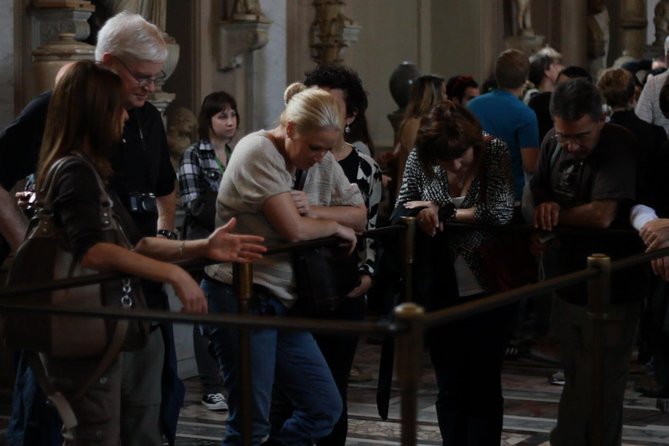 Private Vatican In Depth 5-Hour Tour - Skip The Line - St. Peter’s Square: obelisk, saints, and the purpose of the piazza
